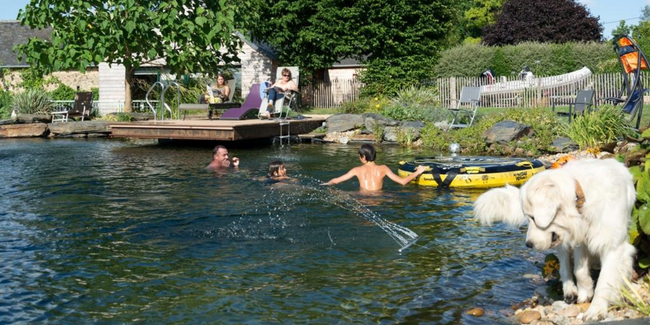 gite piscine Mayenne Tourisme Laval Mayenne famille